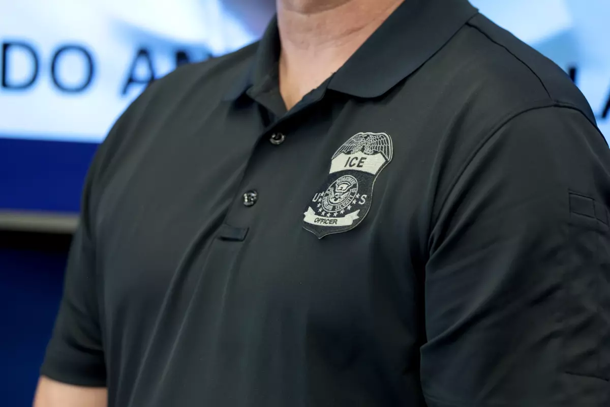 UN HOMBRE DE SAN YSIDRO, CONDENADO A PRISIÓN POR HACERSE PASAR POR UN AGENTE DEL ICE PARA ESTAFAR A DECENAS DE PERSONAS