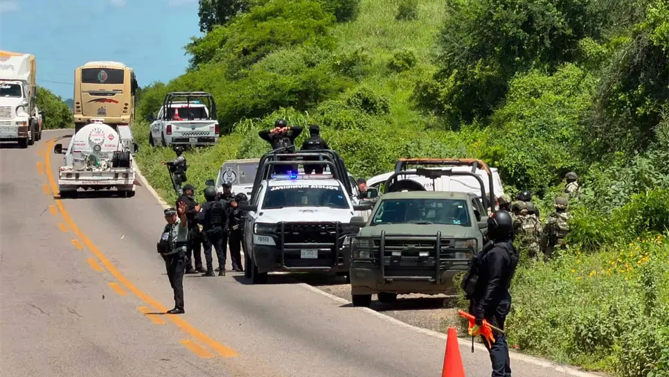 LOCALIZAN A MUJER EJECUTADA EN LA CARRETERA LIBRE MAZATLÁN-CULIACÁN